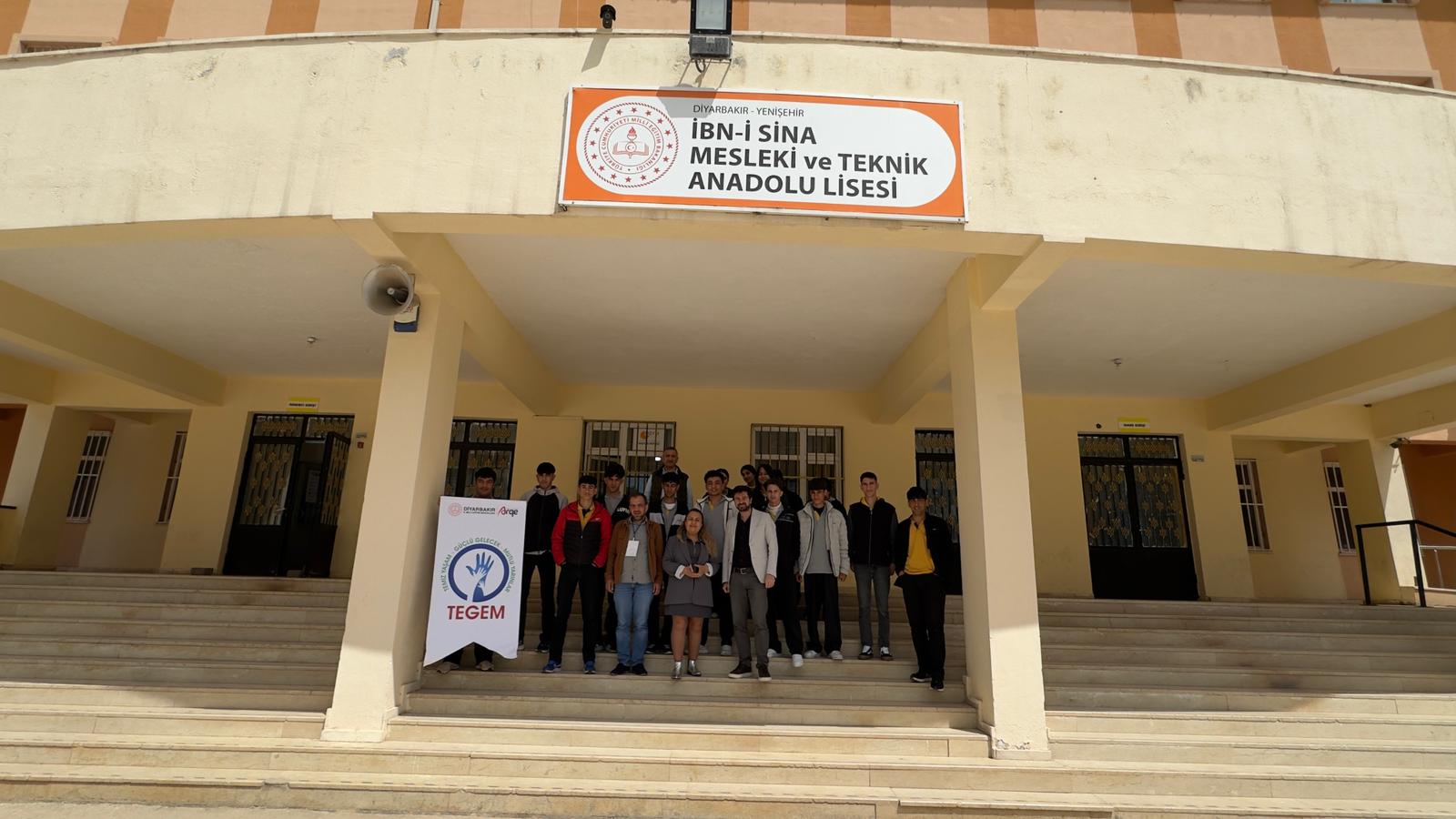 İbn-i Sina MTAL’de: Uzman Psikolog Sadık Sun Öğrencilerimizle Buluştu!