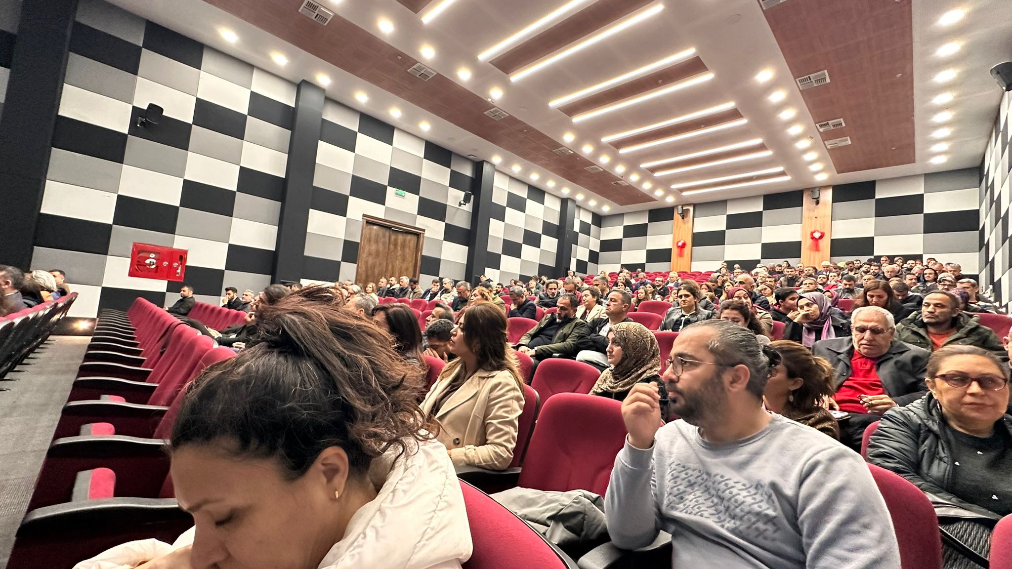 Etkili İletişim Pratikleri Öğretmen Semineri